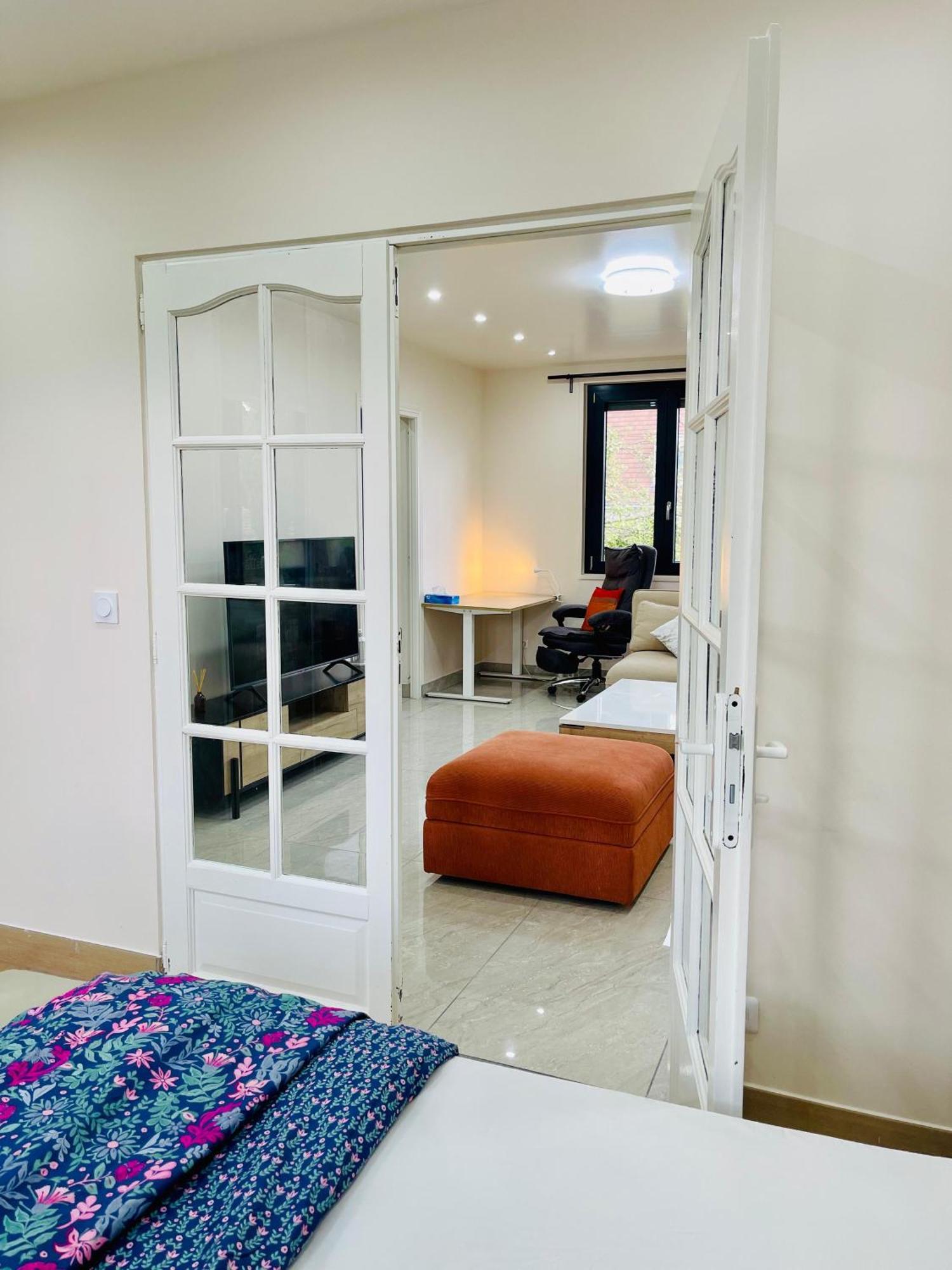 Stylish, Calm And Green Home Stay Saint-Fargeau-Ponthierry Exteriér fotografie